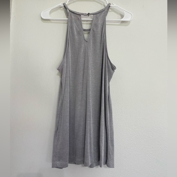 Halter Tank - Picture 2 of 3